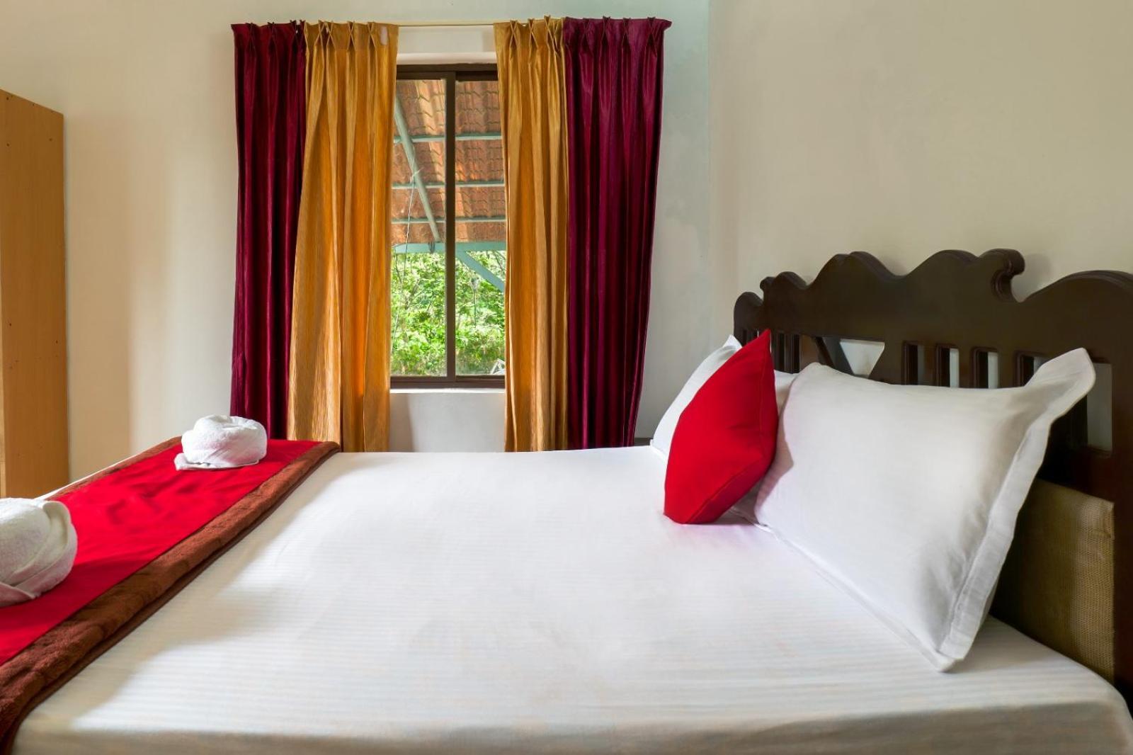 Wild Elephant Resort Kallar Vattiyar Eksteriør bilde