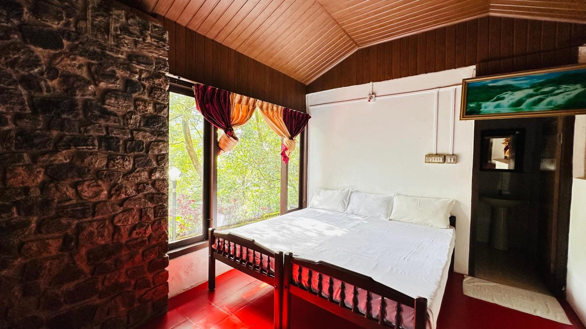 Wild Elephant Resort Kallar Vattiyar Eksteriør bilde
